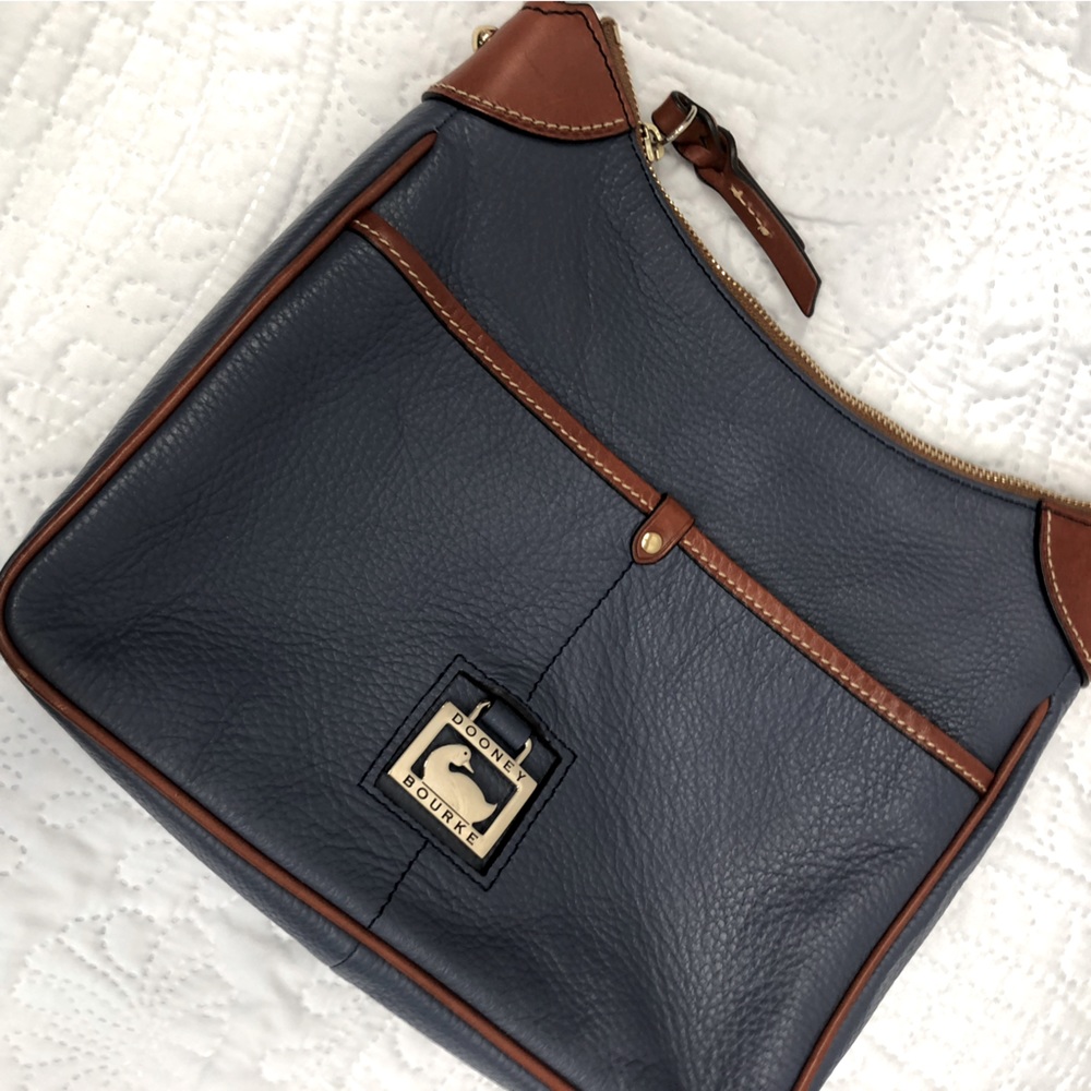 Dooney and Bourke leather shoulder bag, blue, EUC